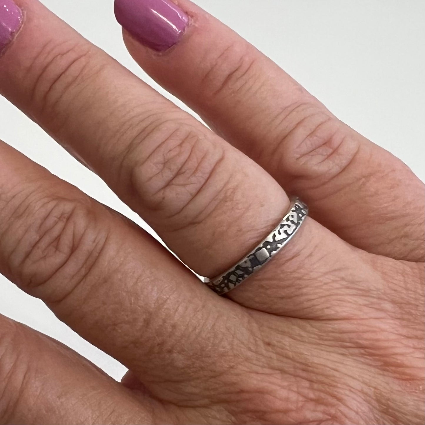 Textured Silver Ring ( 2 Hours )