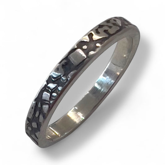Textured Silver Ring ( 2 Hours )